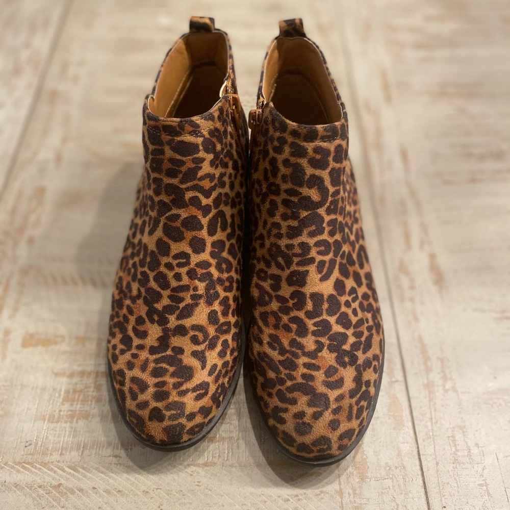143 Girl shoes